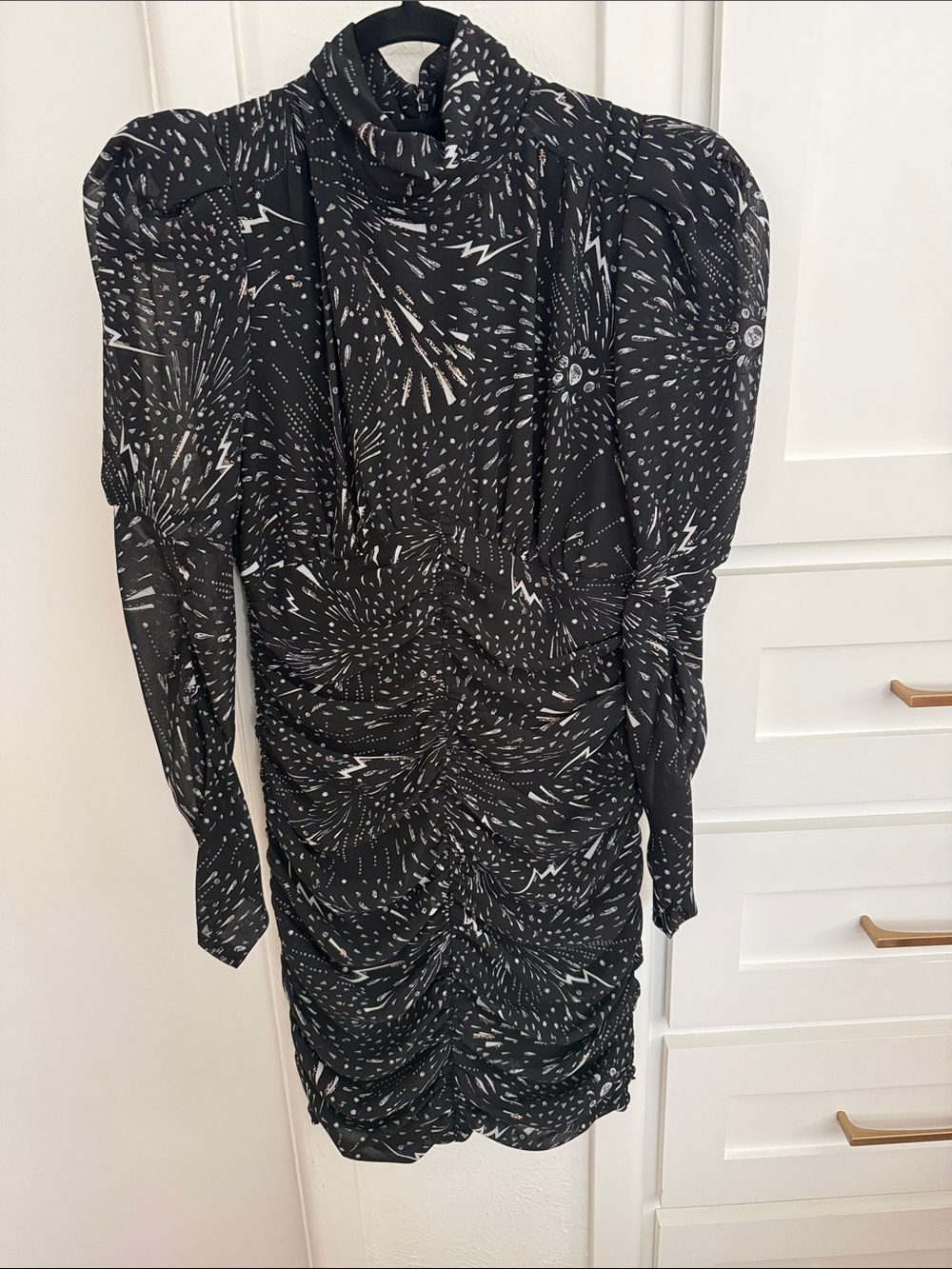 BARDOT Size 6 Black & White Abstract Print Ruched Midi Dress